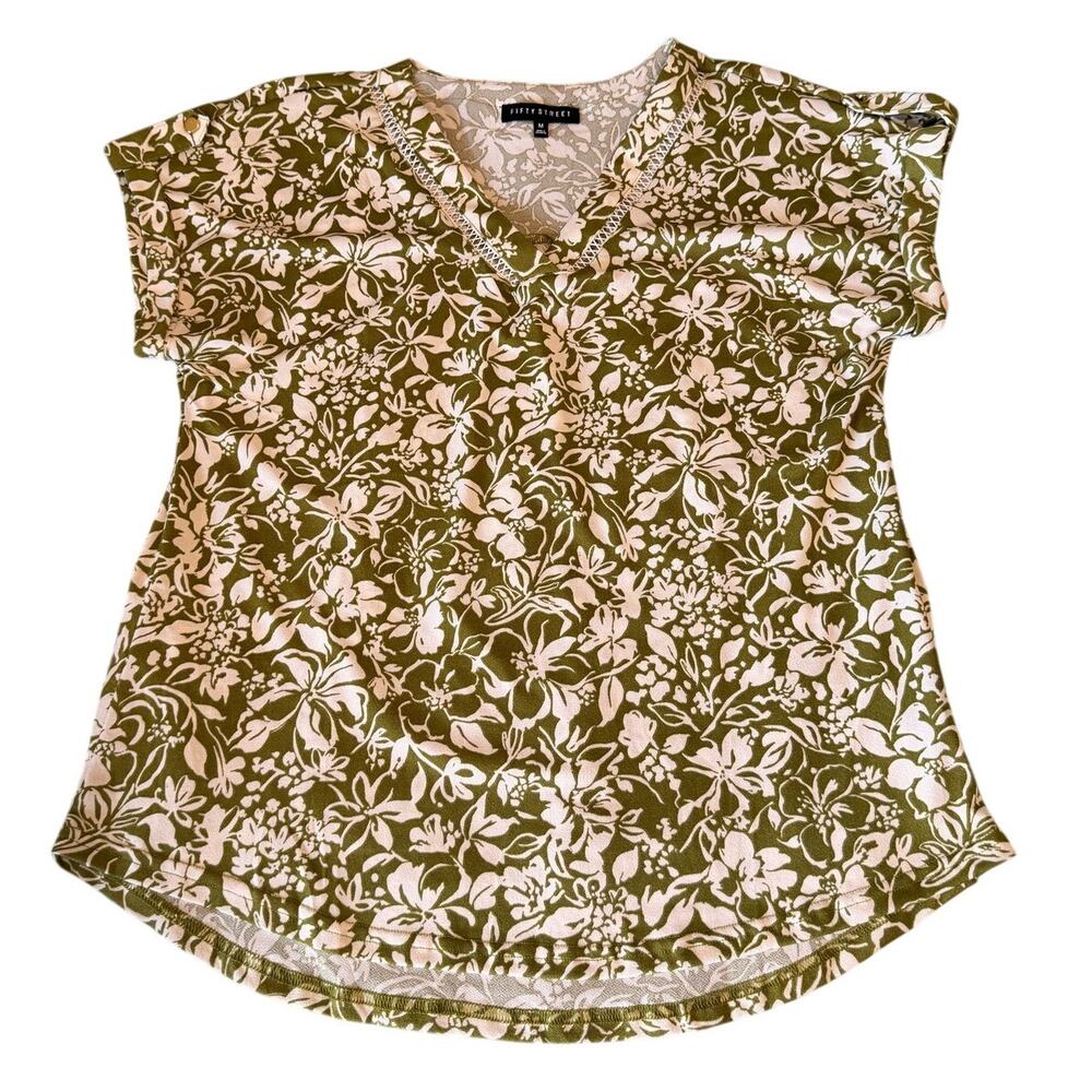Fifty Street Women’s M Olive Green Floral V Neck Top Gold Button Short Sleeve